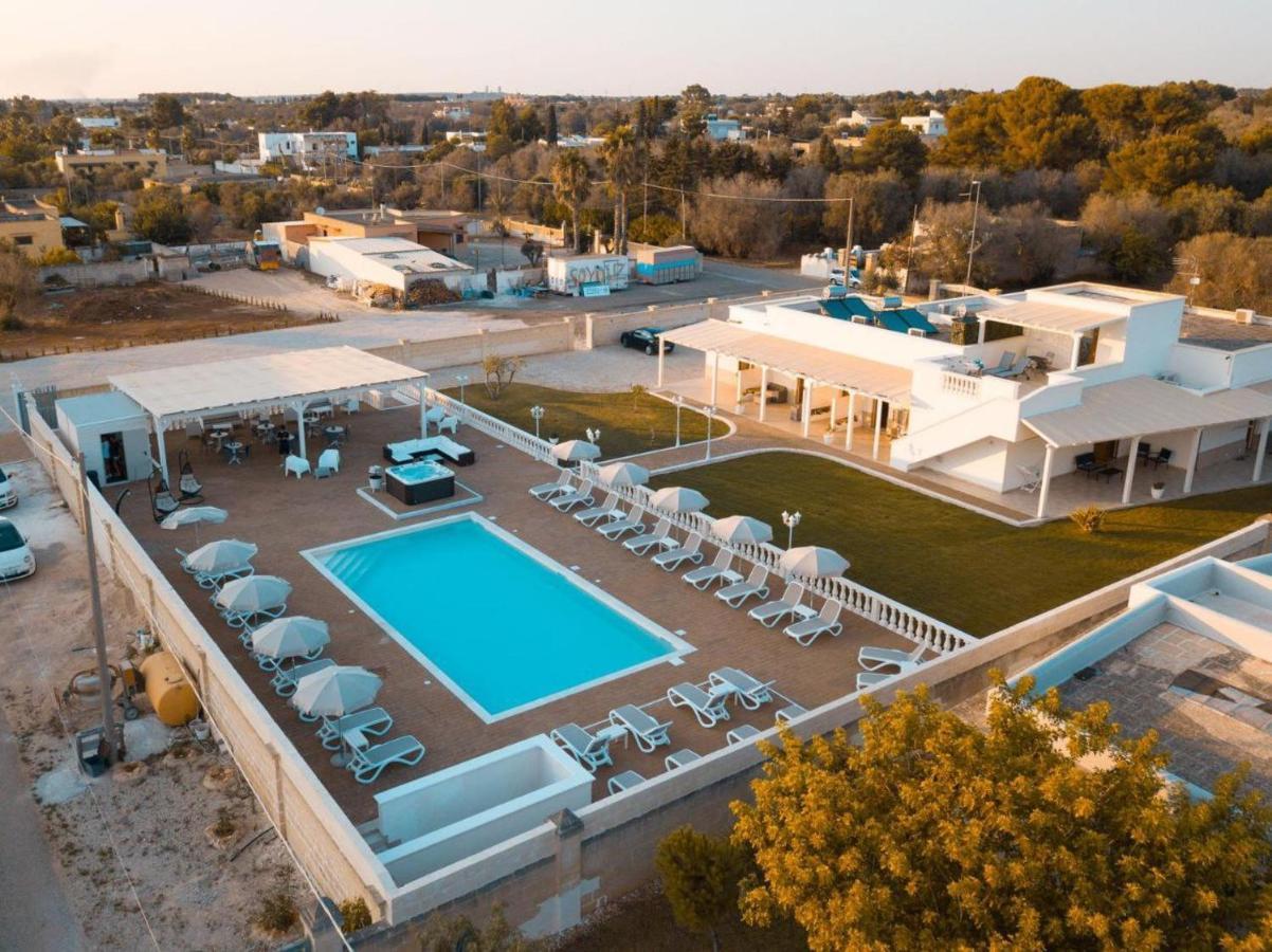 La Palazzina Bed & Breakfast Порто Чезарео Екстериор снимка
