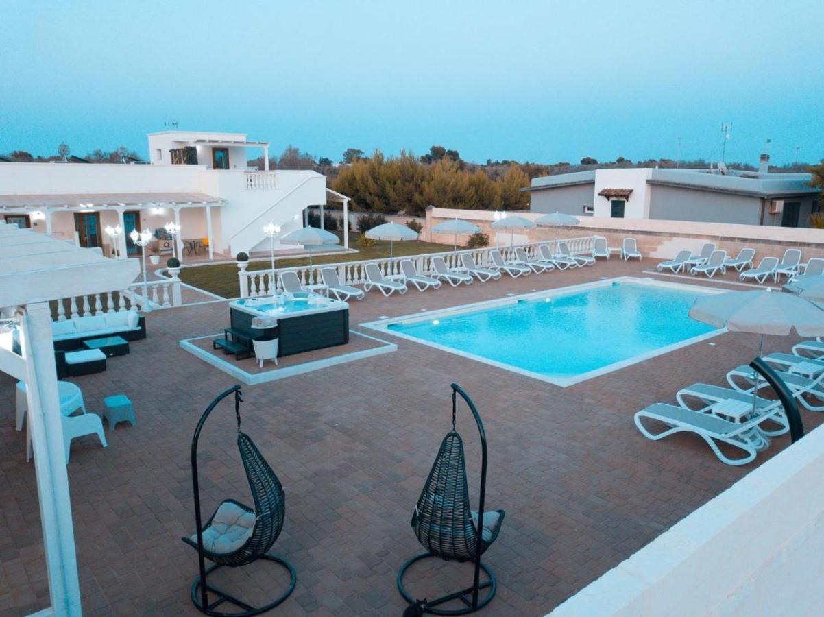 La Palazzina Bed & Breakfast Порто Чезарео Екстериор снимка