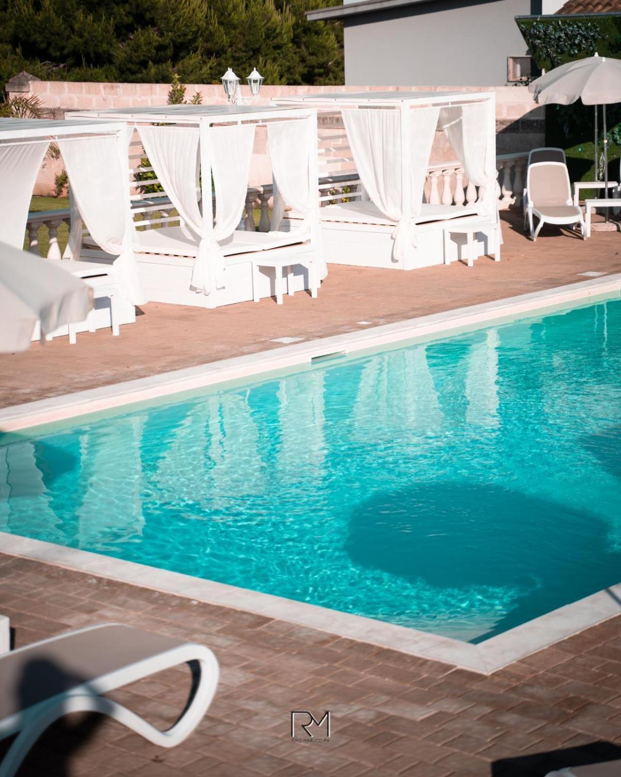 La Palazzina Bed & Breakfast Порто Чезарео Екстериор снимка