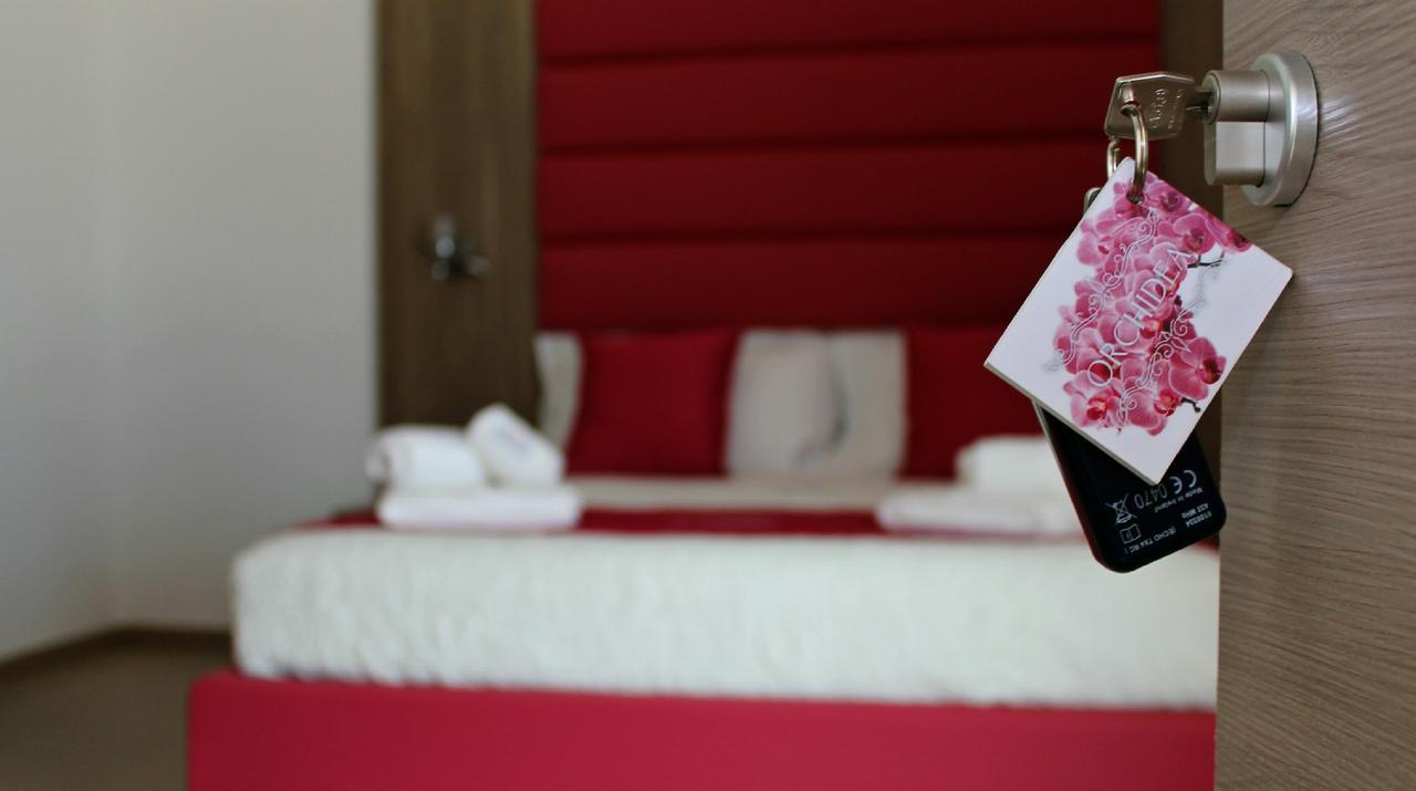 La Palazzina Bed & Breakfast Порто Чезарео Екстериор снимка